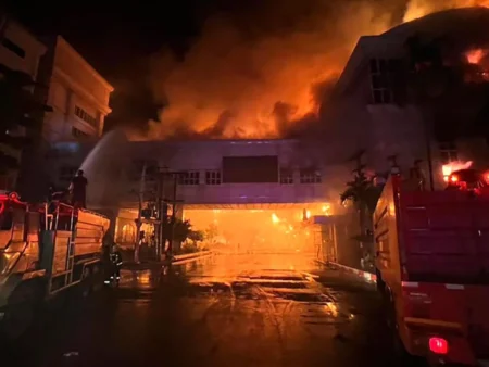¡Tragedia en Camboya por incendio en un Casino!